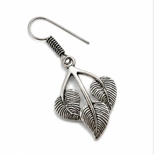 Leaf_Dangle_Earrings