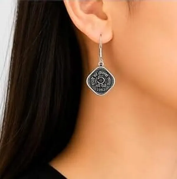 Vintage_Coin_Dangle_Earrings