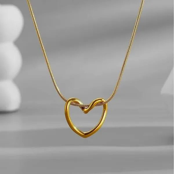 Heart_Locket_Pendant_Necklace