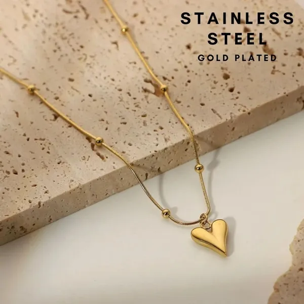 Heart_Pendant_Necklace_For_Women