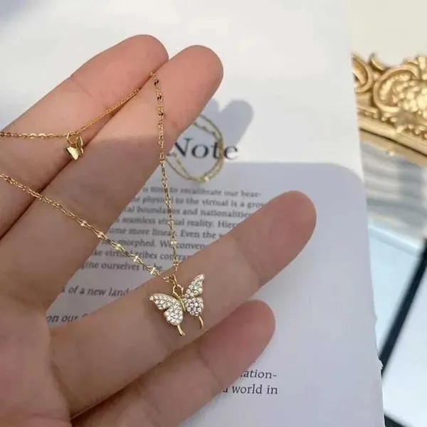Butterfly_Pendant_Layered_Locket_Necklace