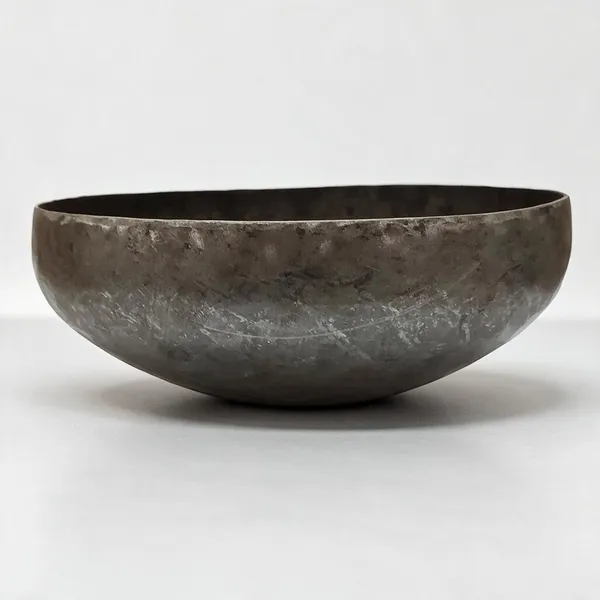 Iron_Serving_Bowl