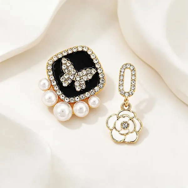 Butterfly_And_Floral_Earrings_Set_Set_Of_2