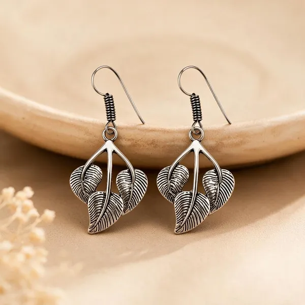 Leaf_Dangle_Earrings