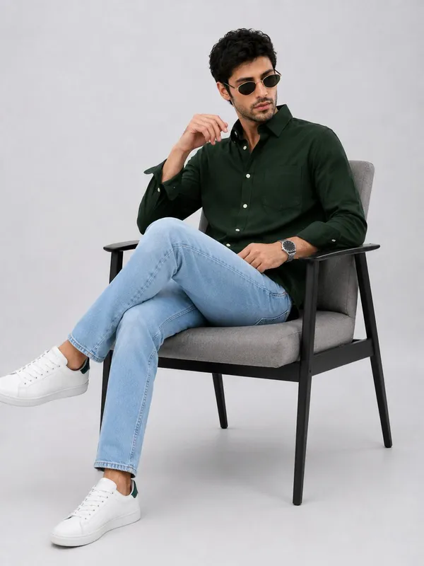 Green_Cotton_Regular_Fit_Solid_Shirt_For_Men