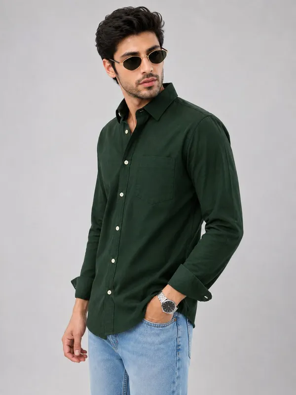 Green_Cotton_Regular_Fit_Solid_Shirt_For_Men