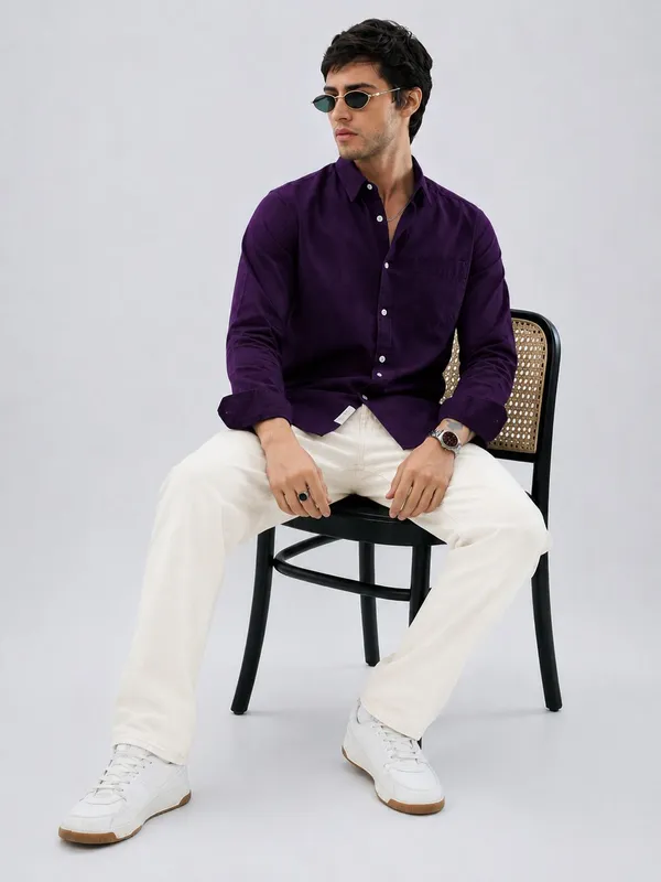 Purple_Cotton_Regular_Fit_Solid_Shirt_For_Men