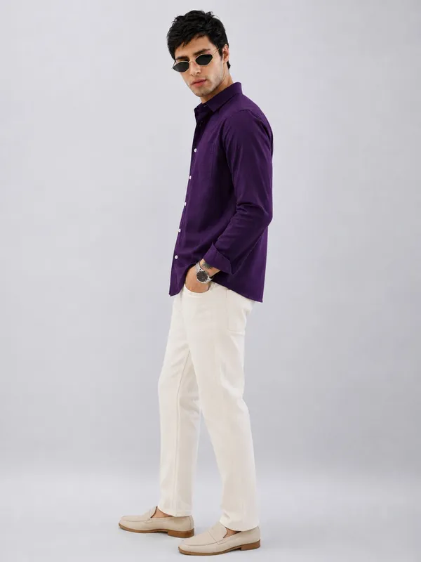 Purple_Cotton_Regular_Fit_Solid_Shirt_For_Men