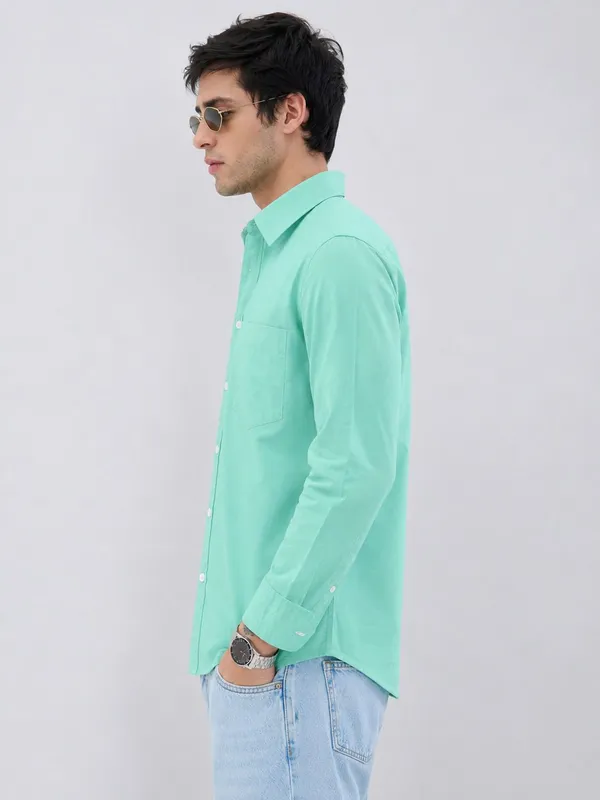 Turquoise_Blue_Cotton_Regular_Fit_Solid_Shirt_For_Men