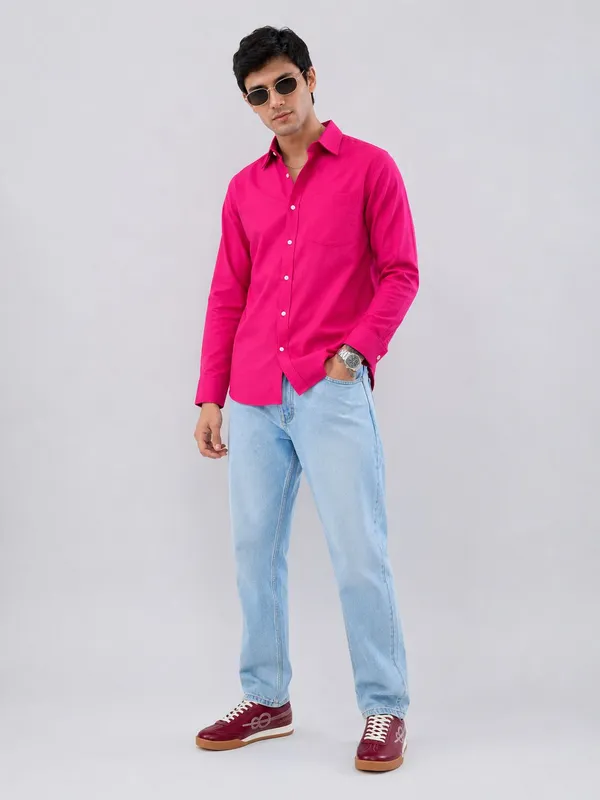 Rose_Pink_Cotton_Regular_Fit_Solid_Shirt_For_Men