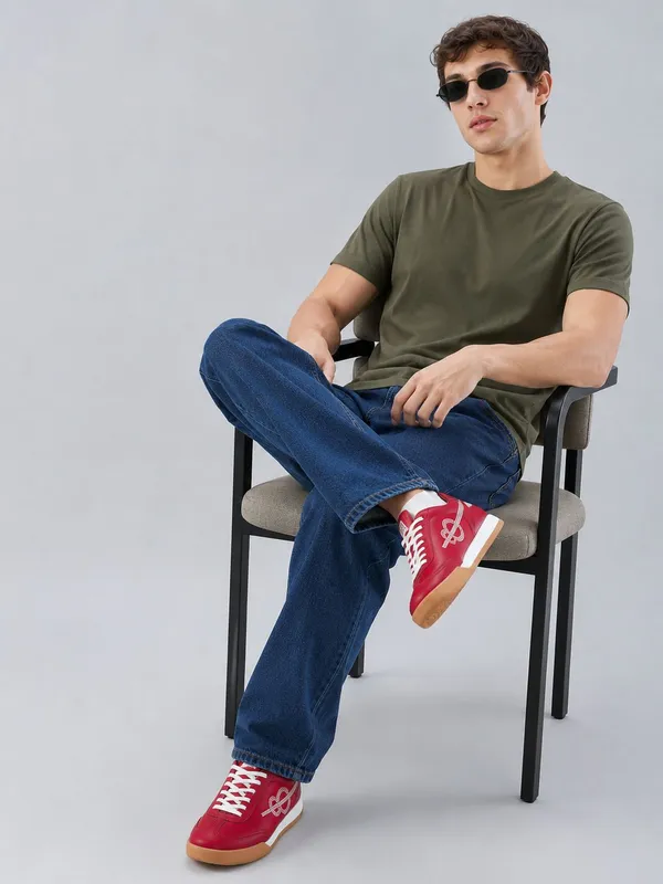 Olive_Green_Cotton_Regular_Fit_Solid_T_Shirt_For_Men