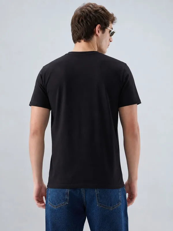 Black_Cotton_Regular_Fit_Solid_T_Shirt_For_Men