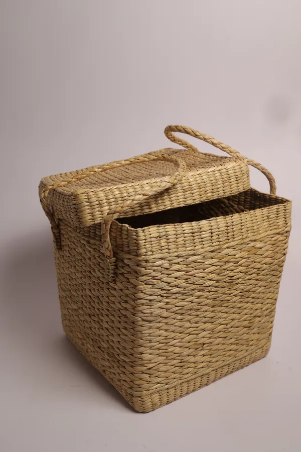 Kauna_Laundry_Basket(With_Lid)