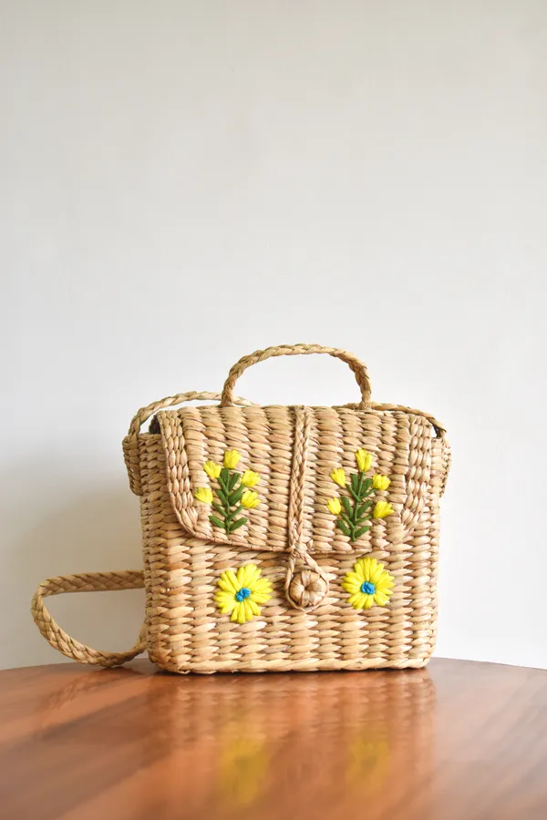 Kauna_Sling(With_Embroidery)