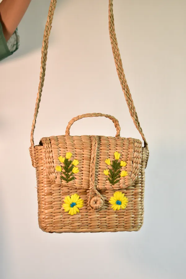 Kauna_Sling(With_Embroidery)