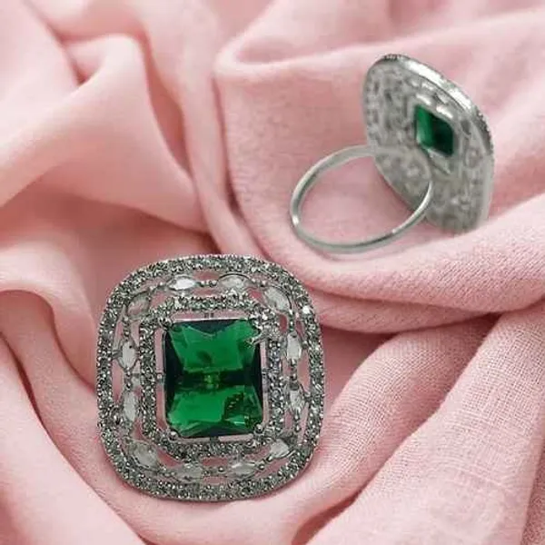 Green_Stone_Statement_Ring_for_Women