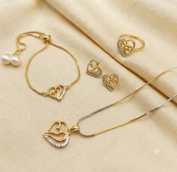 Gold_Tone_Heart_Jewellery_Set_for_Women