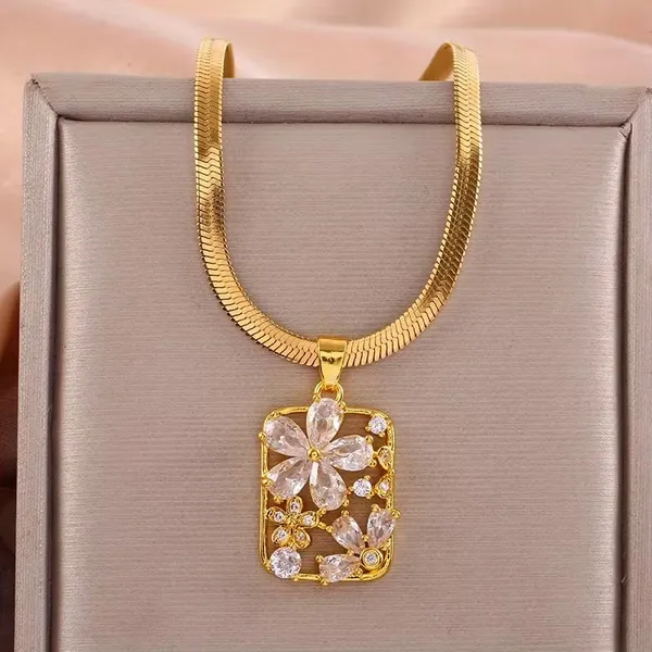 Gold_Tone_Floral_Pendant_Necklace_for_Women