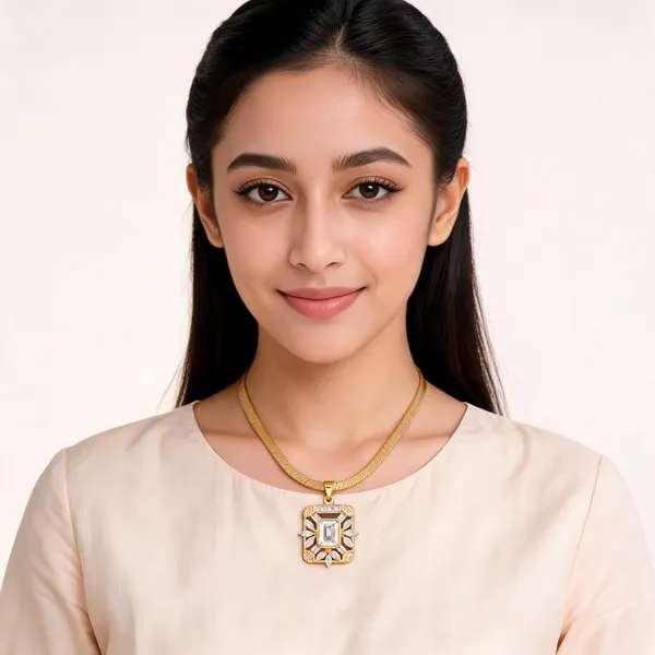 Gold_Brass_Pendant_Necklace_For_Women