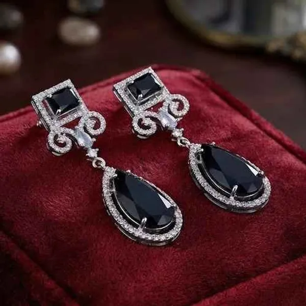 Silver_And_Black_Brass_Drop_Earrings_For_Women