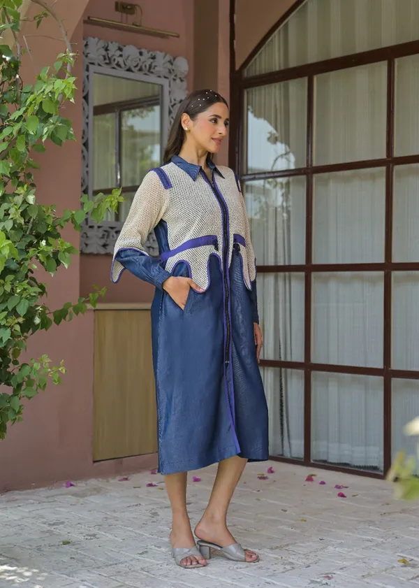 Blue_Denim_Cotton_Relaxed_Coat_Style_Dress_For_Women