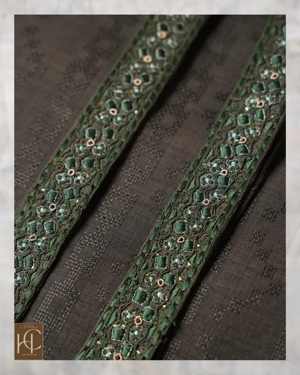 Yamni_Bottle_Green_Premium_Embroidered_Unstitched_Kurta_Pajama_For_Men_Set_Bottle_Green