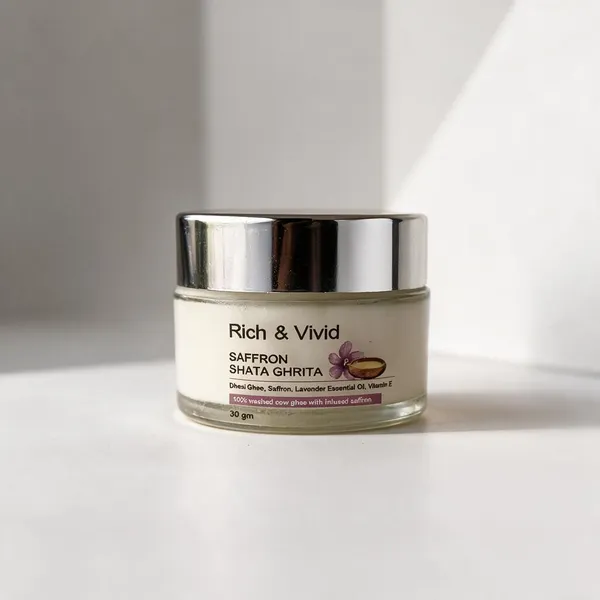 Saffron_Ghritam_Moisturiser_|_Saffron_Face_Moisturiser_for_Radiant-Looking_Skin_|_Navavedam_Wellness