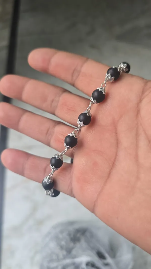 Premium_Karungali_Bracelet_with_German_Silver_Capping