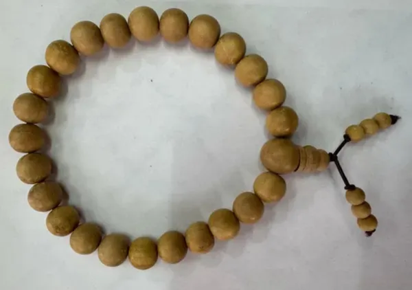Pure_White_Sandalwood_Bracelet_Safed_Chandan