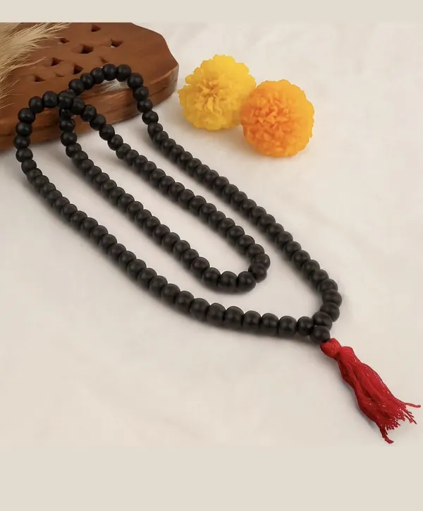 Authentic_Karungali_Mala_108_Beads_With_Yellow_Tassel