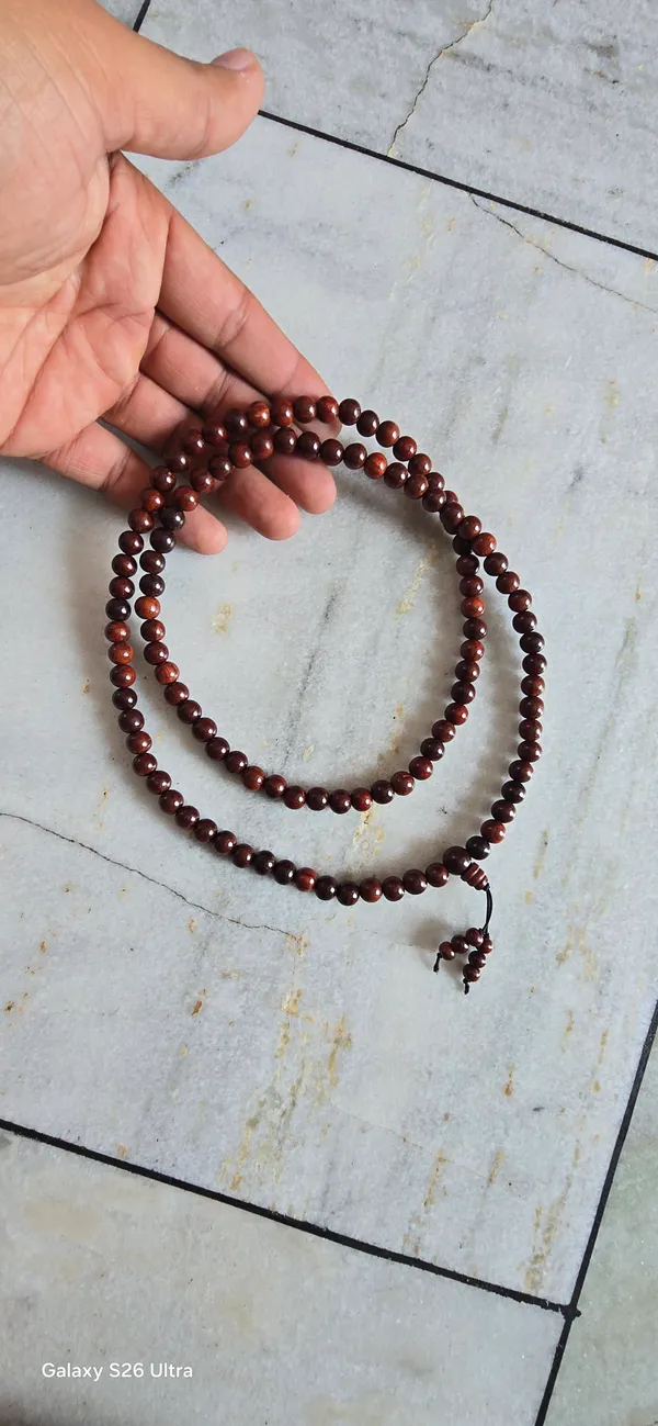 Pure_Red_Sandalwood_Elastic_Stretch_Mala_108_Beads