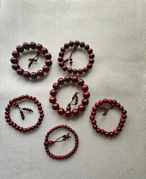 Pure_Red_Sandalwood_Bracelet_Lal_Chandan
