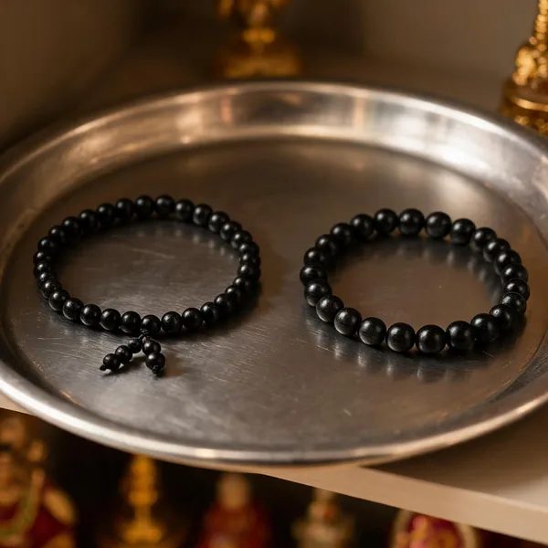 Black_Beaded_Spiritual_Bracelet_For_Men_And_Women