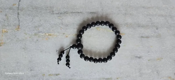 Authentic_Karungali_Bracelet_With_Guru_Beads