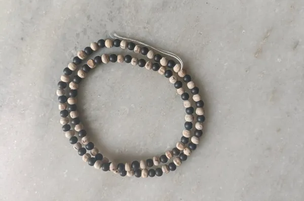 Divine_Karungali_Tulsi_Mala_108_Beads
