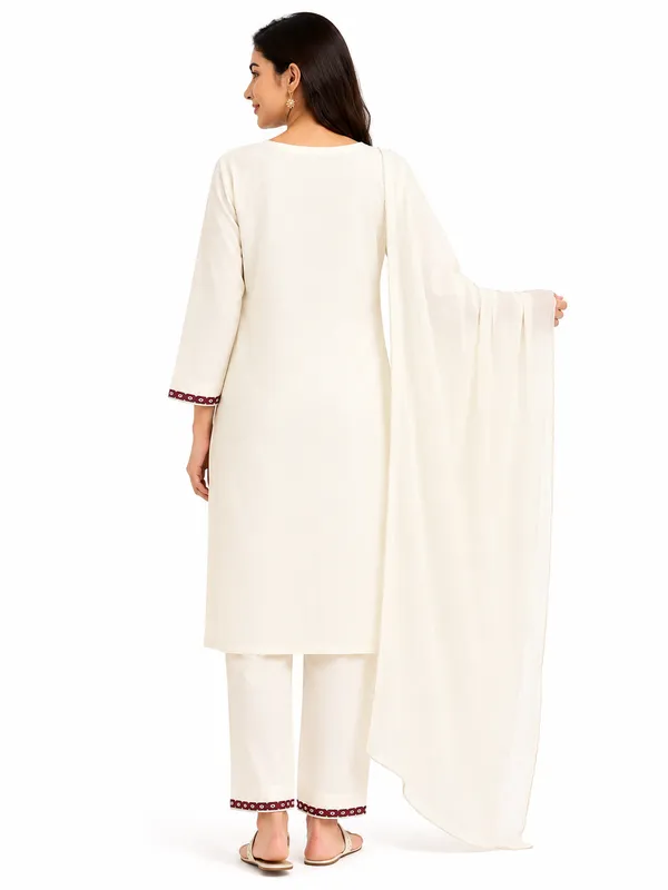 Premium_Pure_Cotton_Embroidered_Kurta_Set_With_Dupatta