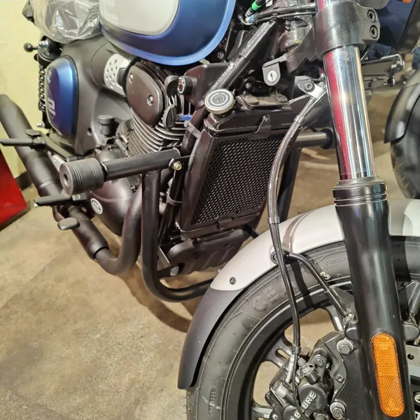 Motorcycle_Leg_Guard_For_Jawa_42_Bobber