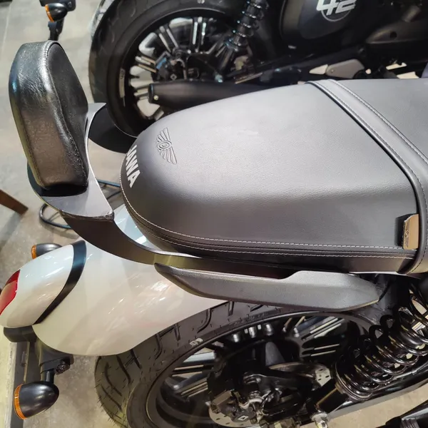 Jawa_42_Fj_Sissy_Bar_Backrest_With_Cushion_Pad_Black
