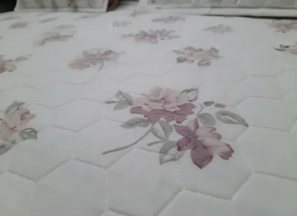 White_Mauve_Floral_Cotton_Bedsheet_Set