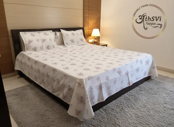 White_Mauve_Floral_Cotton_Bedsheet_Set