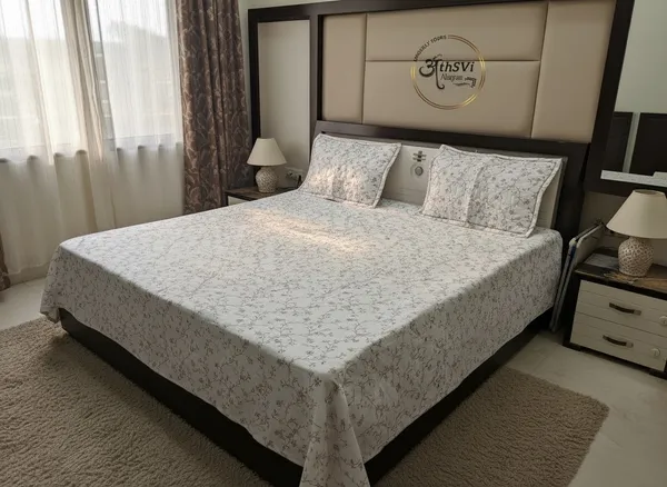 Ivory_Taupe_Vine_Print_Cotton_Bedsheet_Set_(King)