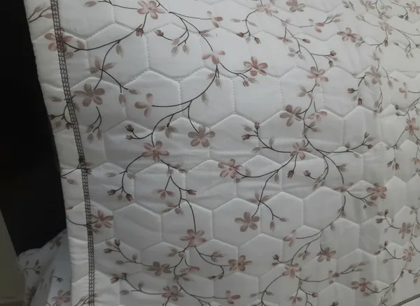 Ivory_Taupe_Vine_Print_Cotton_Bedsheet_Set_(King)