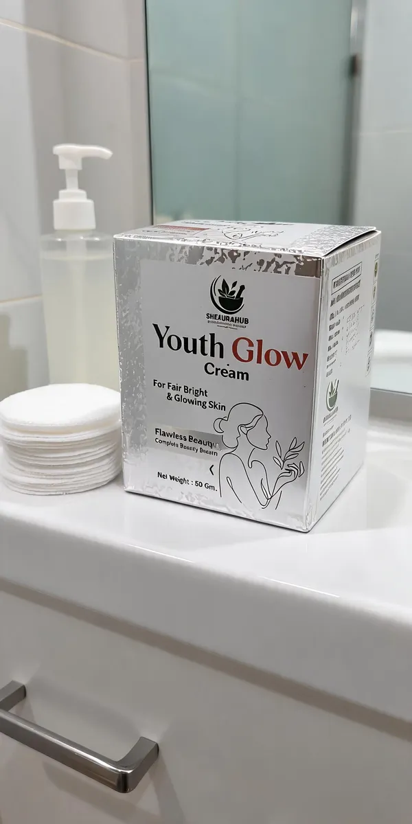 Sheaurahub_Youth_Glow_Niacinamide_Vitamin_C_Face_Cream