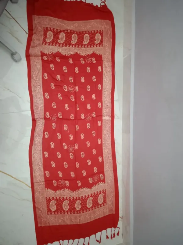 Red_Rayon_Dupatta_For_Women