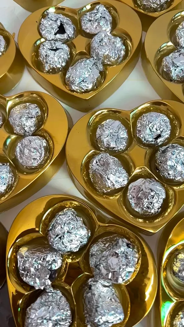 Makno_Chocolate_Makhana_Premium_Heart_Shaped_Gift_Box_Coming_Soon_Default_Title