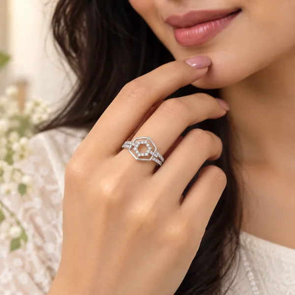 Elegant_Hexagon_Design_925_Silver_Ring_for_Women_|_Stylish_Daily_Wear_Ring