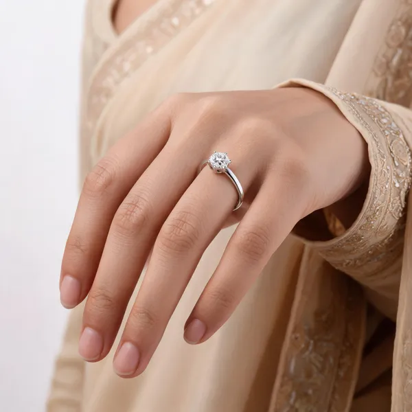 Silver_Tone_Solitaire_Stone_Ring_For_Women