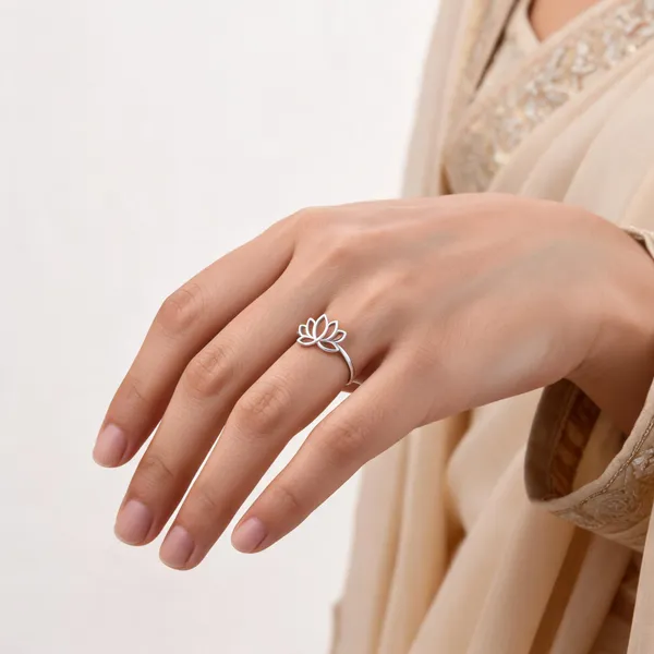 Silver_Tone_Lotus_Motif_Ring_For_Women
