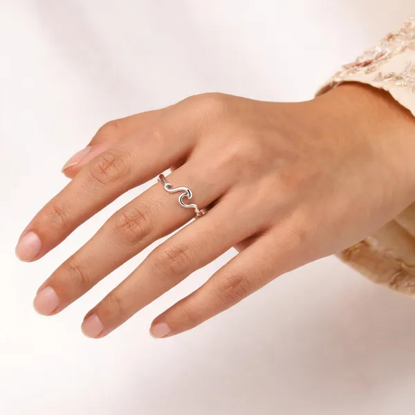 Silver_Tone_Double_Wave_Design_Ring_For_Women