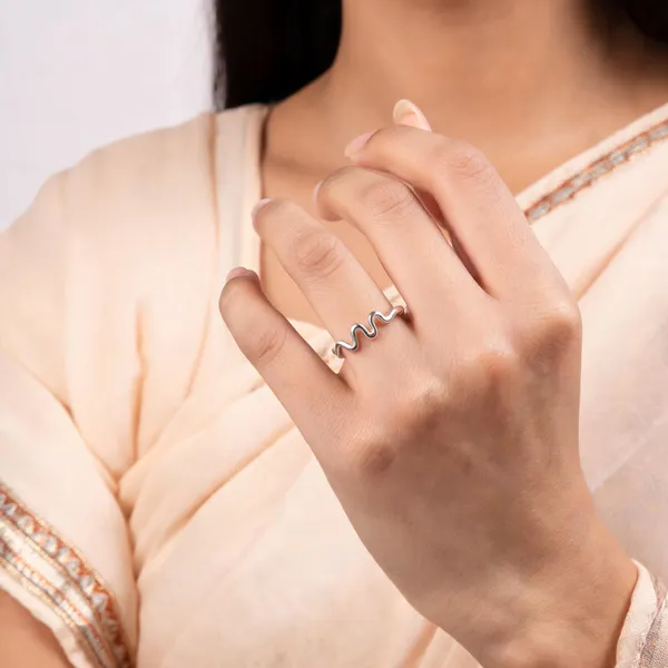 Silver_Tone_Wave_Open_Band_Ring_For_Women